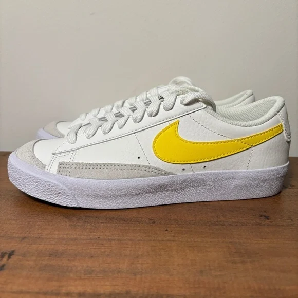 Nike Blazer Low ' 77 White / Yellow Womens Shoes 7Y / 8.5 Women Sneakers Shoes - Picture 8 of 8